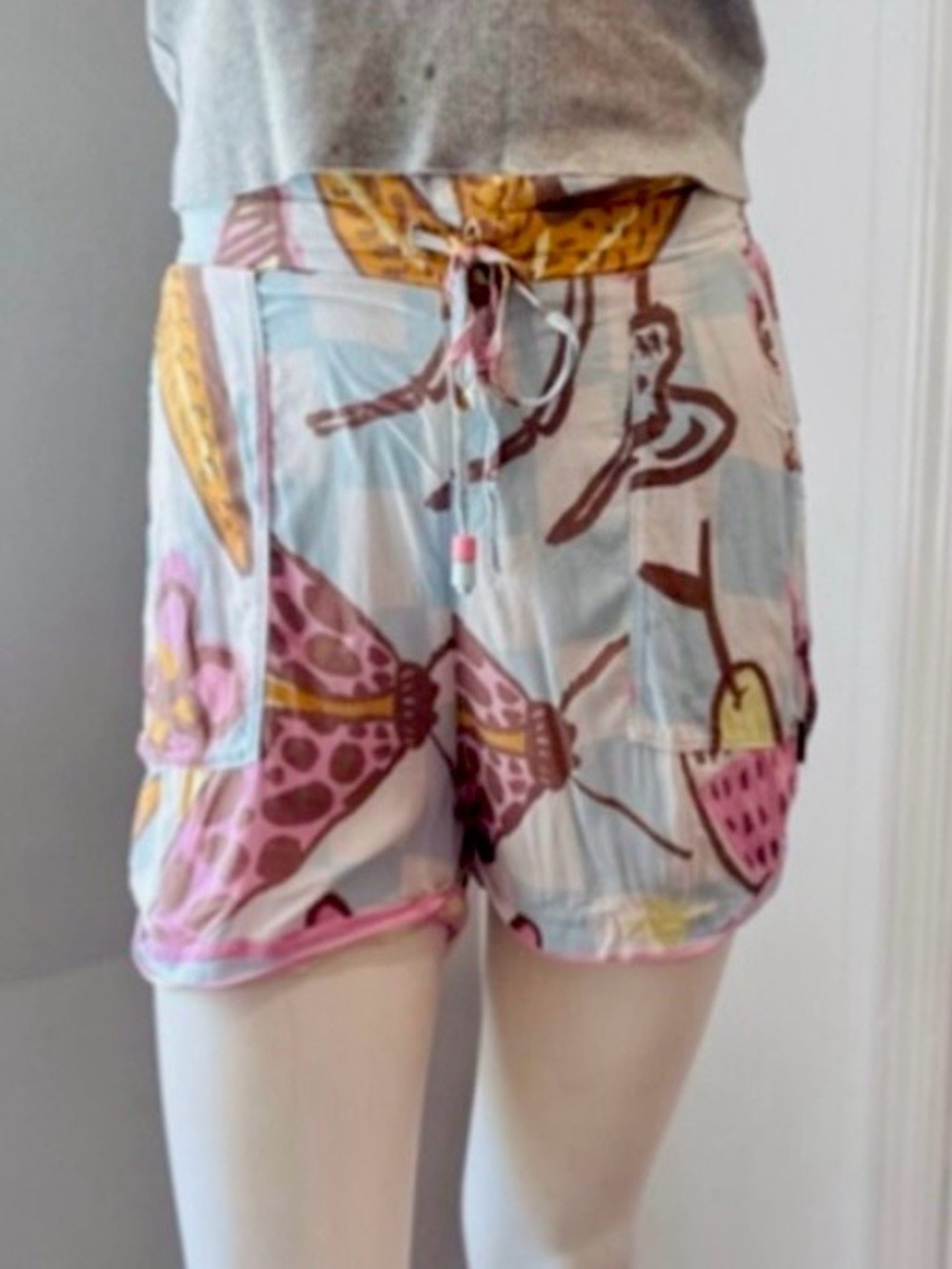 Maaji Frankie Seashore Fest Shorts Size Small‎